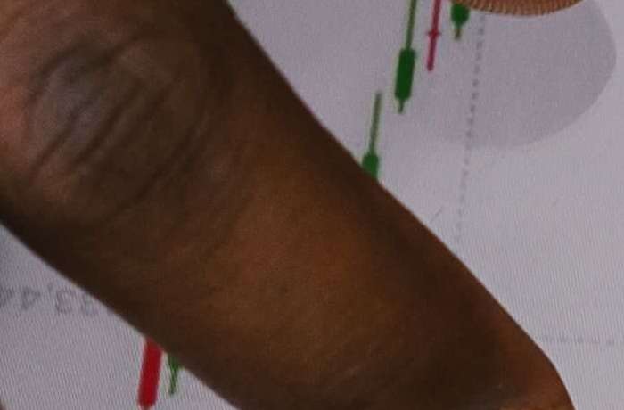 Kripto Pejzaž: Bitcoin u Blagom Padu, Altcoini i BNB Tokeni U Usponu
Kripto tržište je u konstantnom kretanju, obilježeno brzim promjenama i često divergentni
